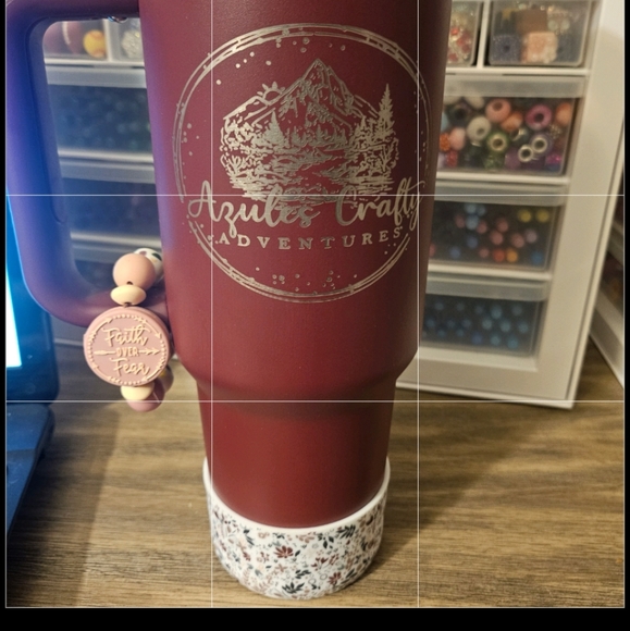 NWT Patriotic Highland Cow Beaded Tumbler Cup Charm - Picture 2 of 2